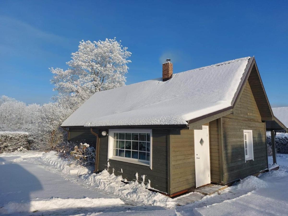 Vila Namins Pie Juras Lapmežciems Exteriér fotografie