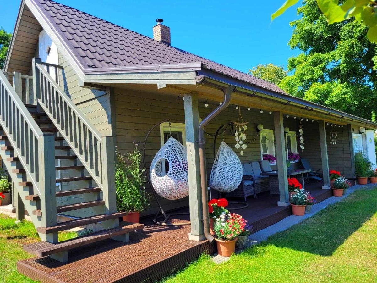 Vila Namins Pie Juras Lapmežciems Exteriér fotografie
